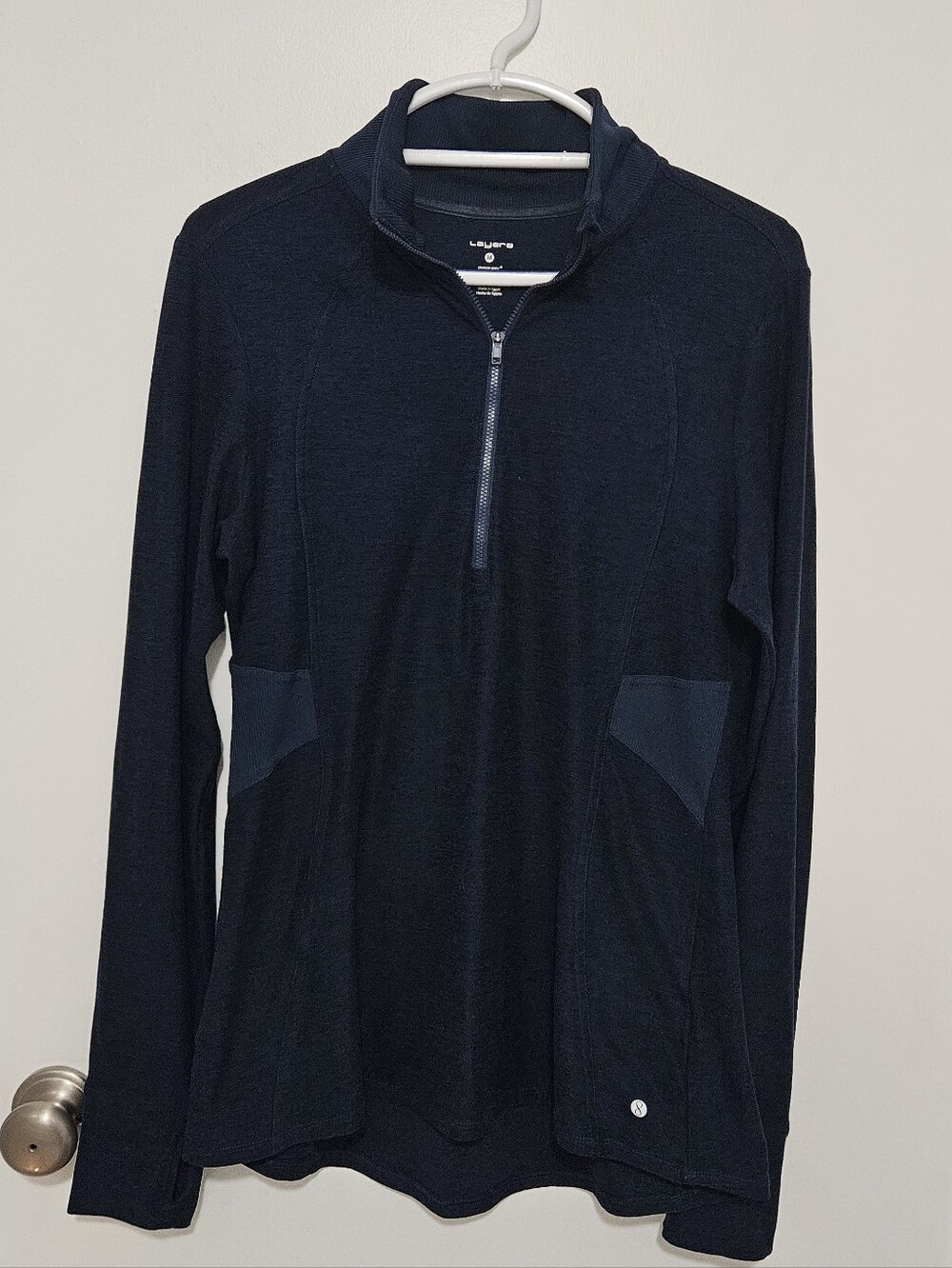 Layer 8 Qwick-Dry Long Sleeve‎ Pullover Size Medium